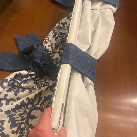 Custom Window Valance - Picture 7 of 16